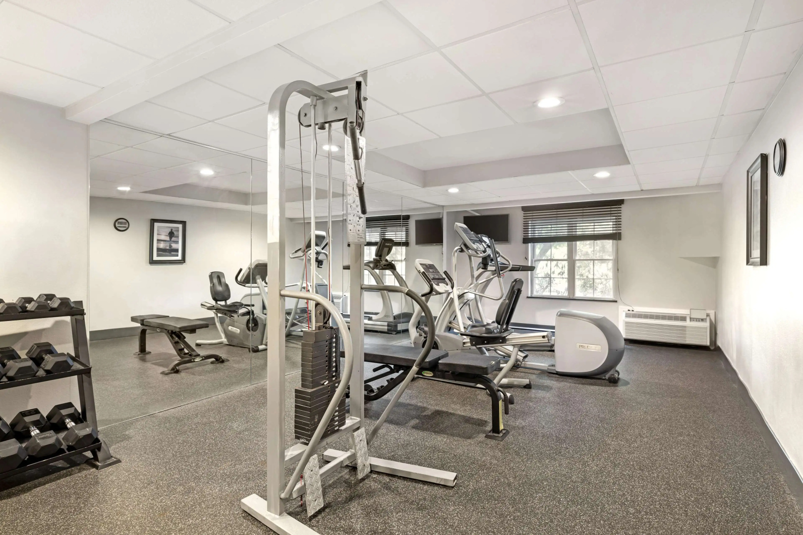 Best Western Hartford Hotel & Suites
