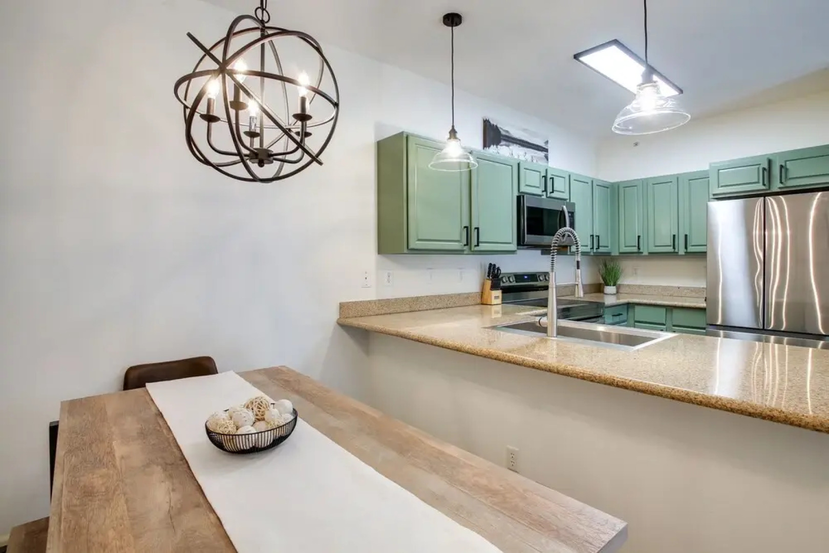 Coeur Dalene Condo Rental: 4 Mi to Lake Hayden!