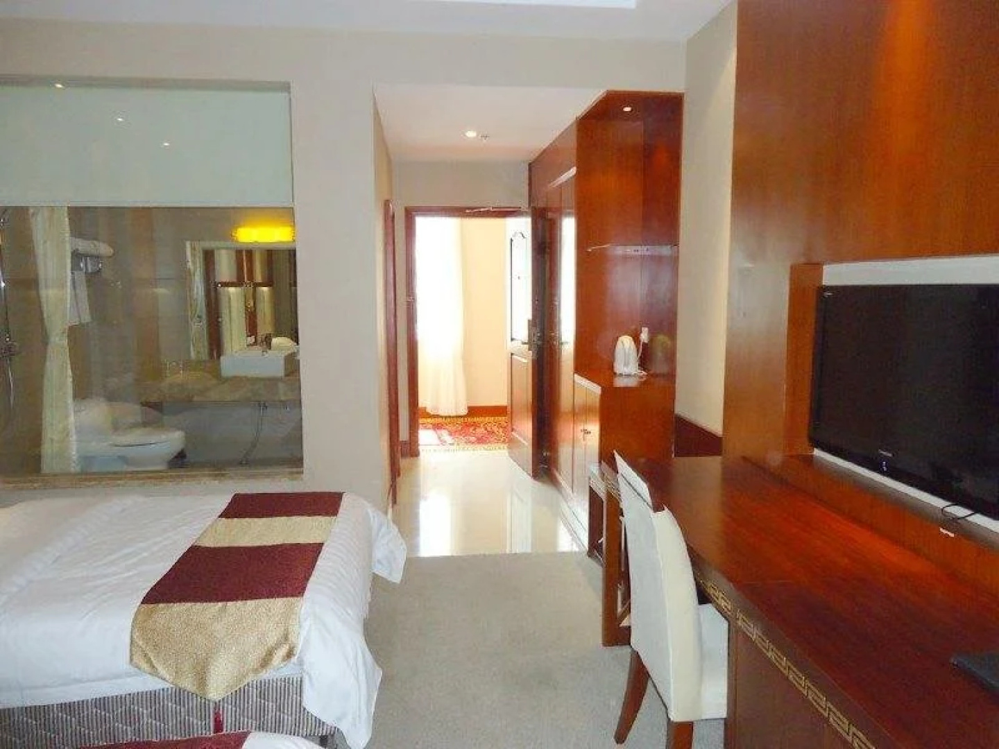 Zangwang Yanwu Holiday Hotel