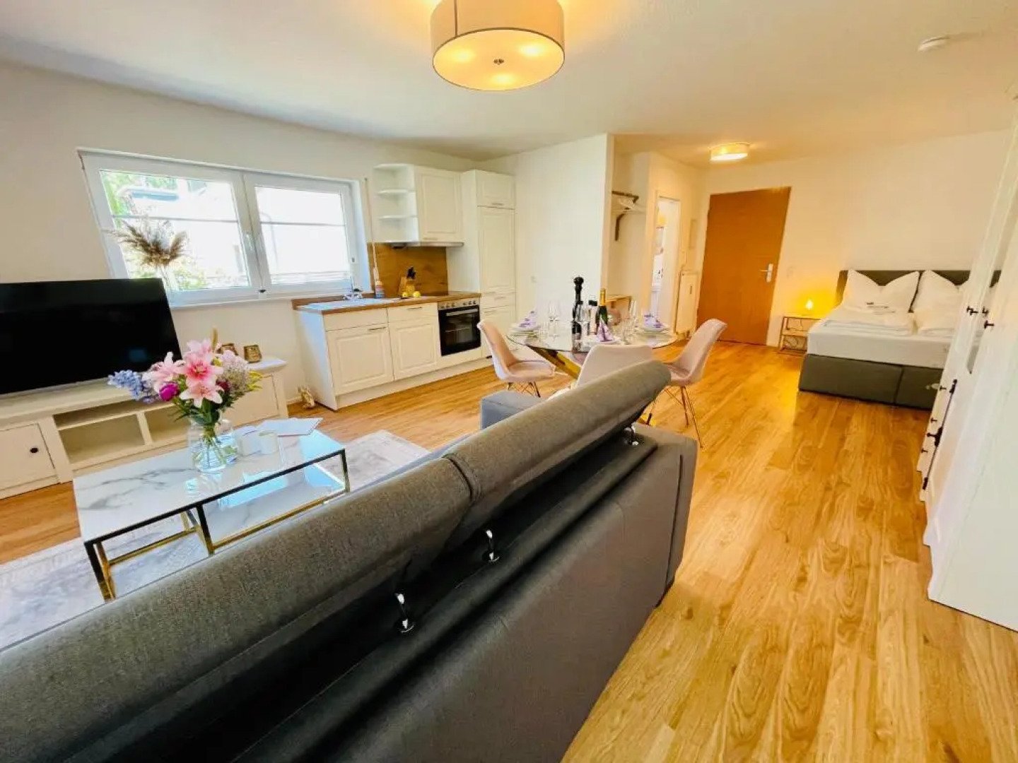 Ferien-Apartment Silberweide mit Privatstrand