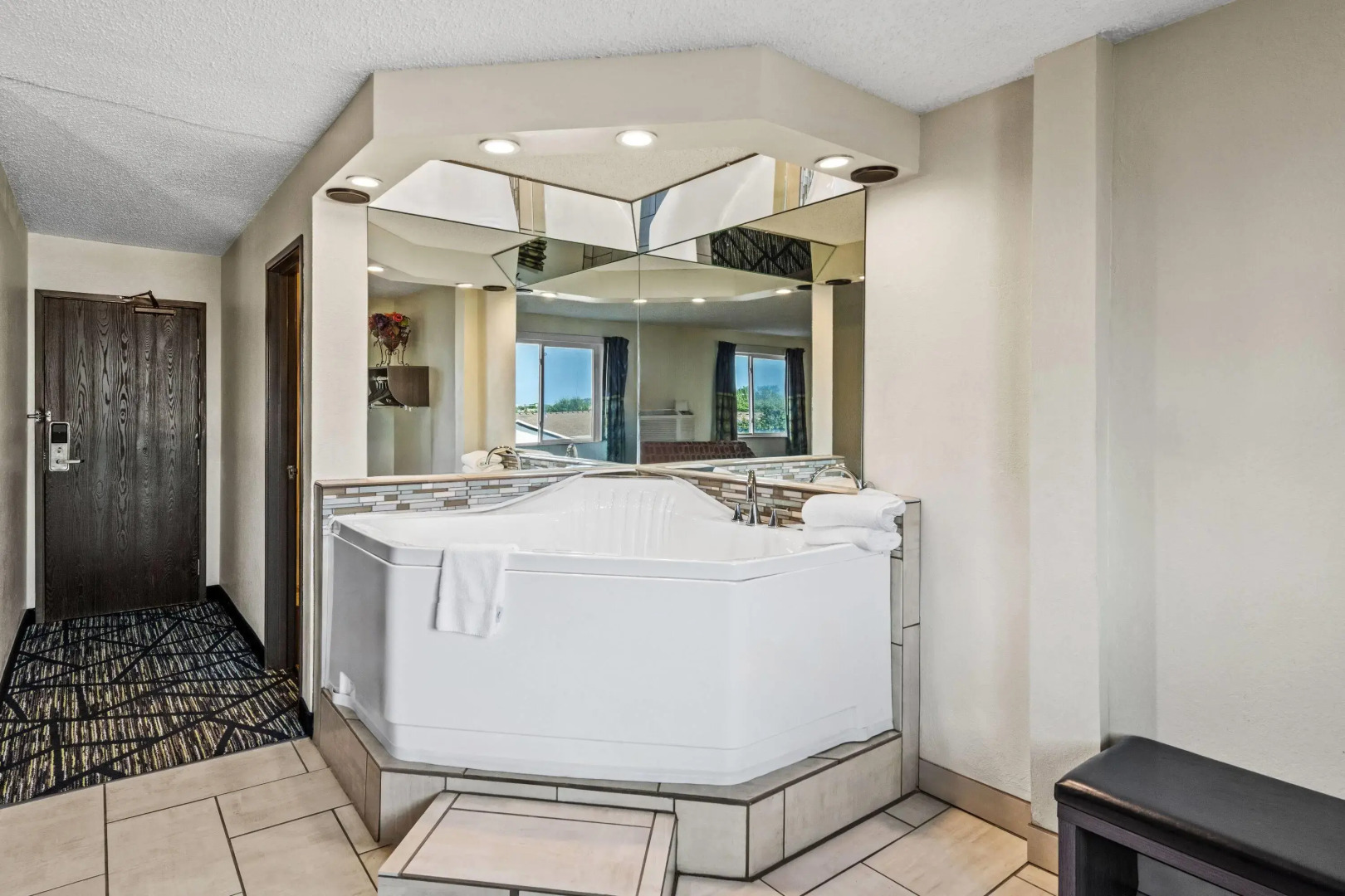 Super 8 by Wyndham Independence Kansas City