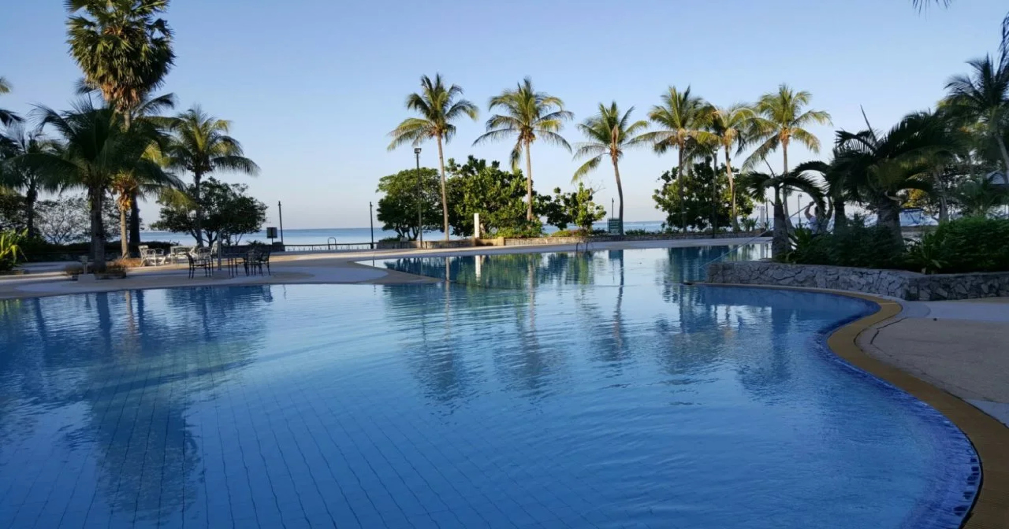 Sunshine Beach Condotel