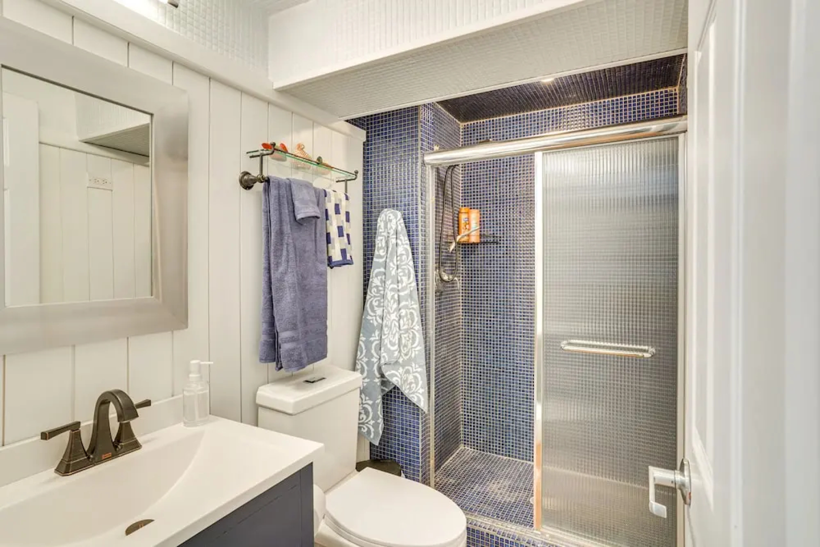 Charming Savage Home w/ Yard: 18 Mi to Minneapolis