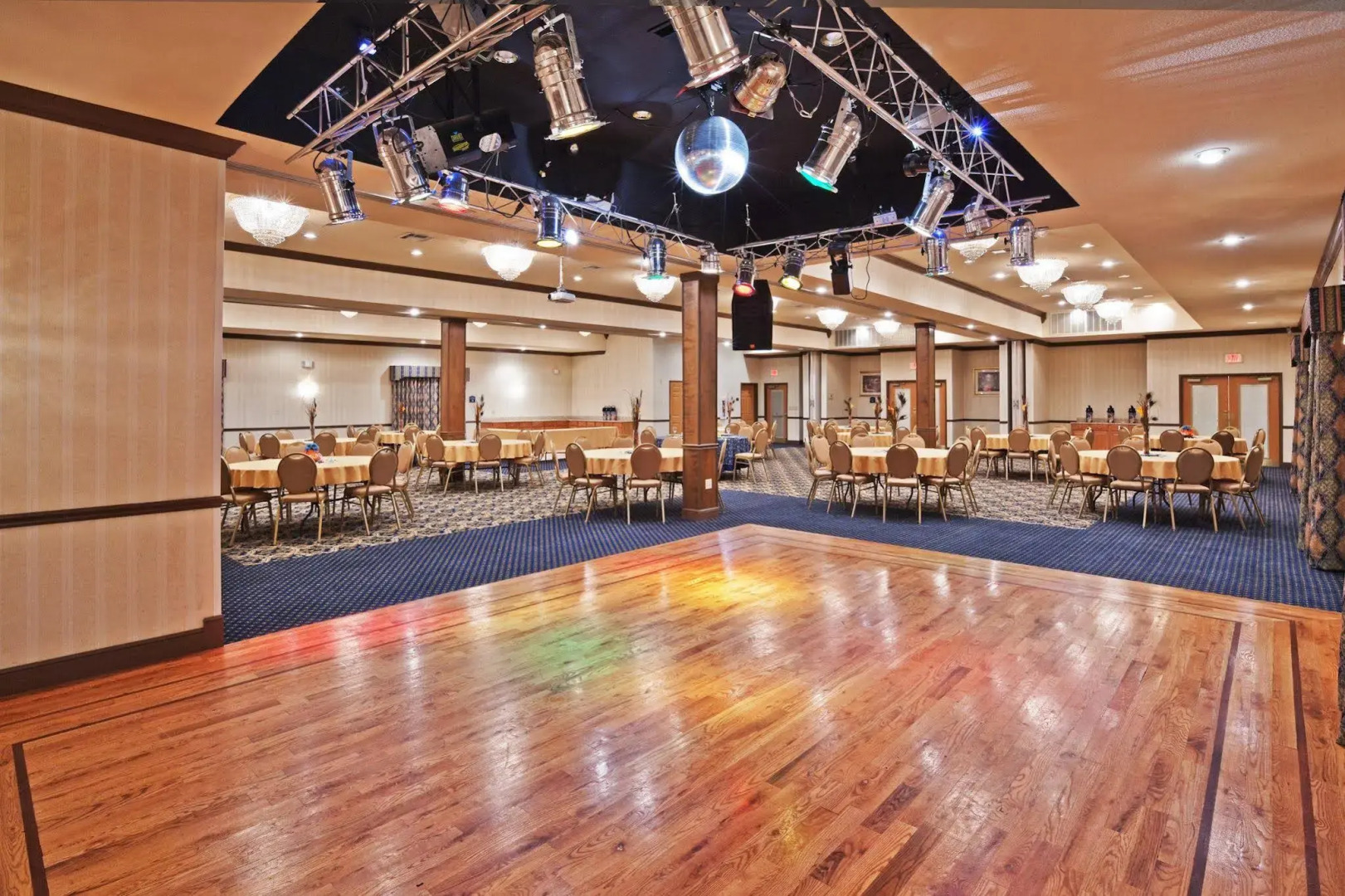 Holiday Inn Express & Suites Glenpool-Tulsa South by IHG