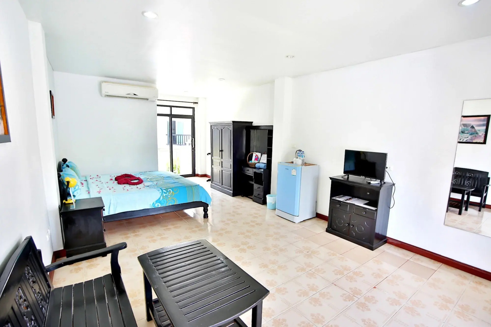 Lotus Friendly Hotel