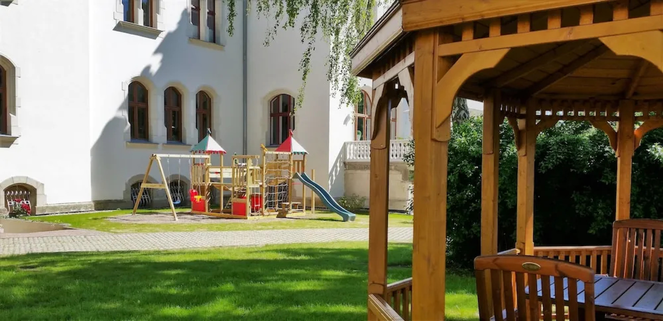 Schloss Gross Luesewitz