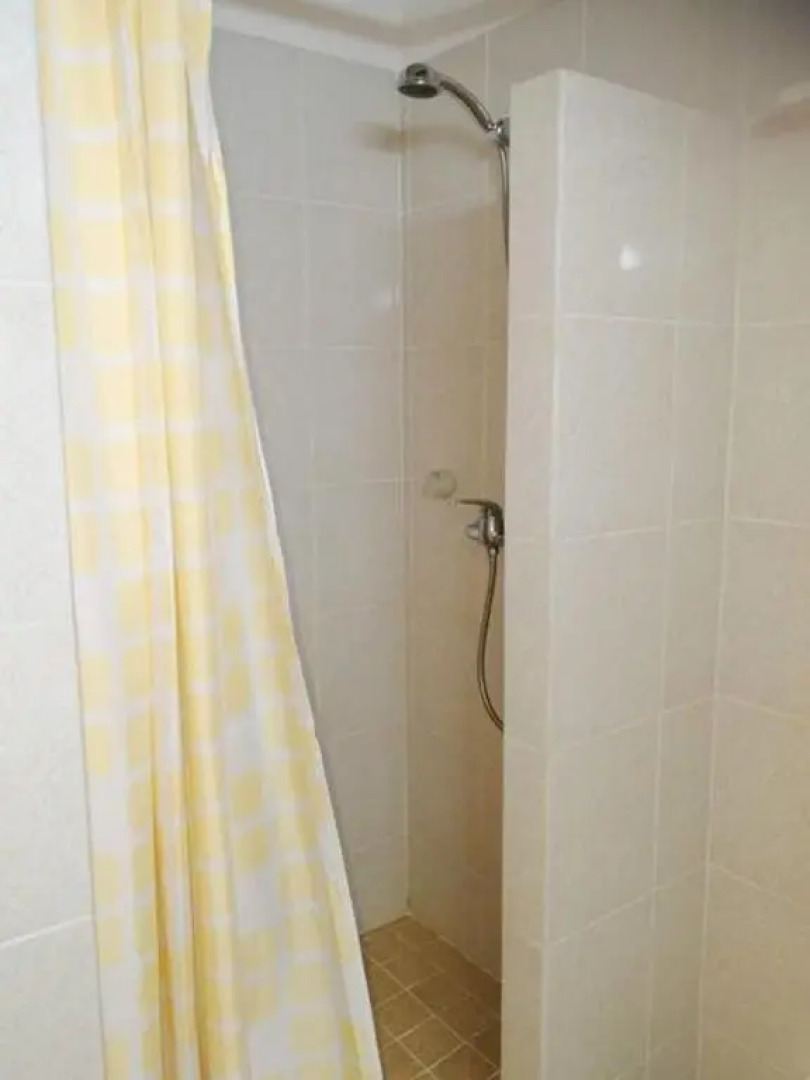 VILLA 2 à 6 pers - 2 chambres - piscine tennis (résidence), plage 300 m