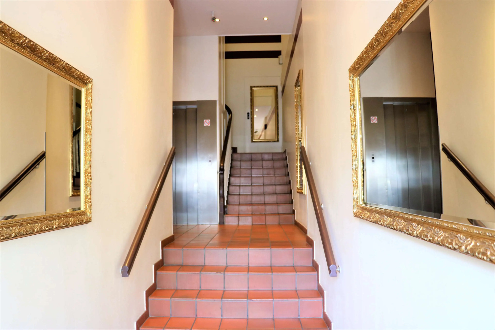 Hotel Eleazar Novum City Center