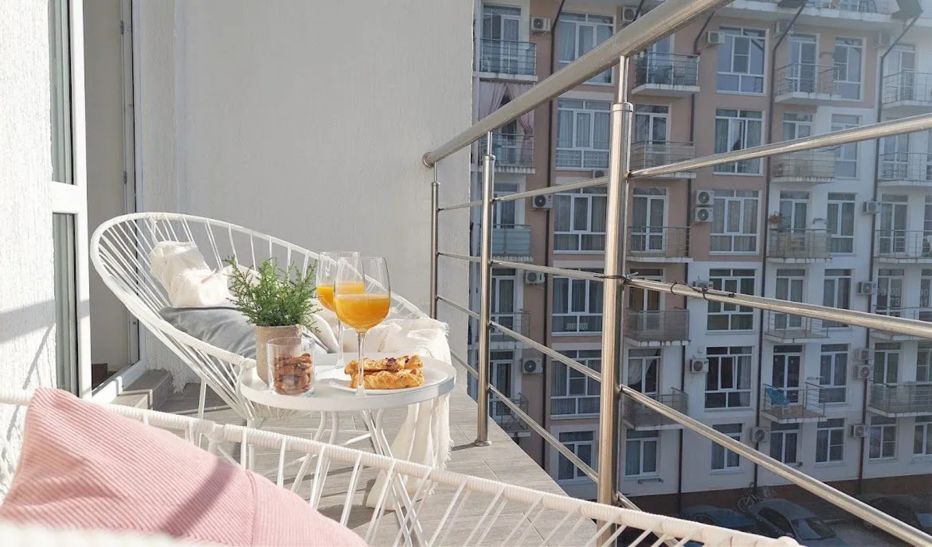 ЖК Лето Deluxe Apartment