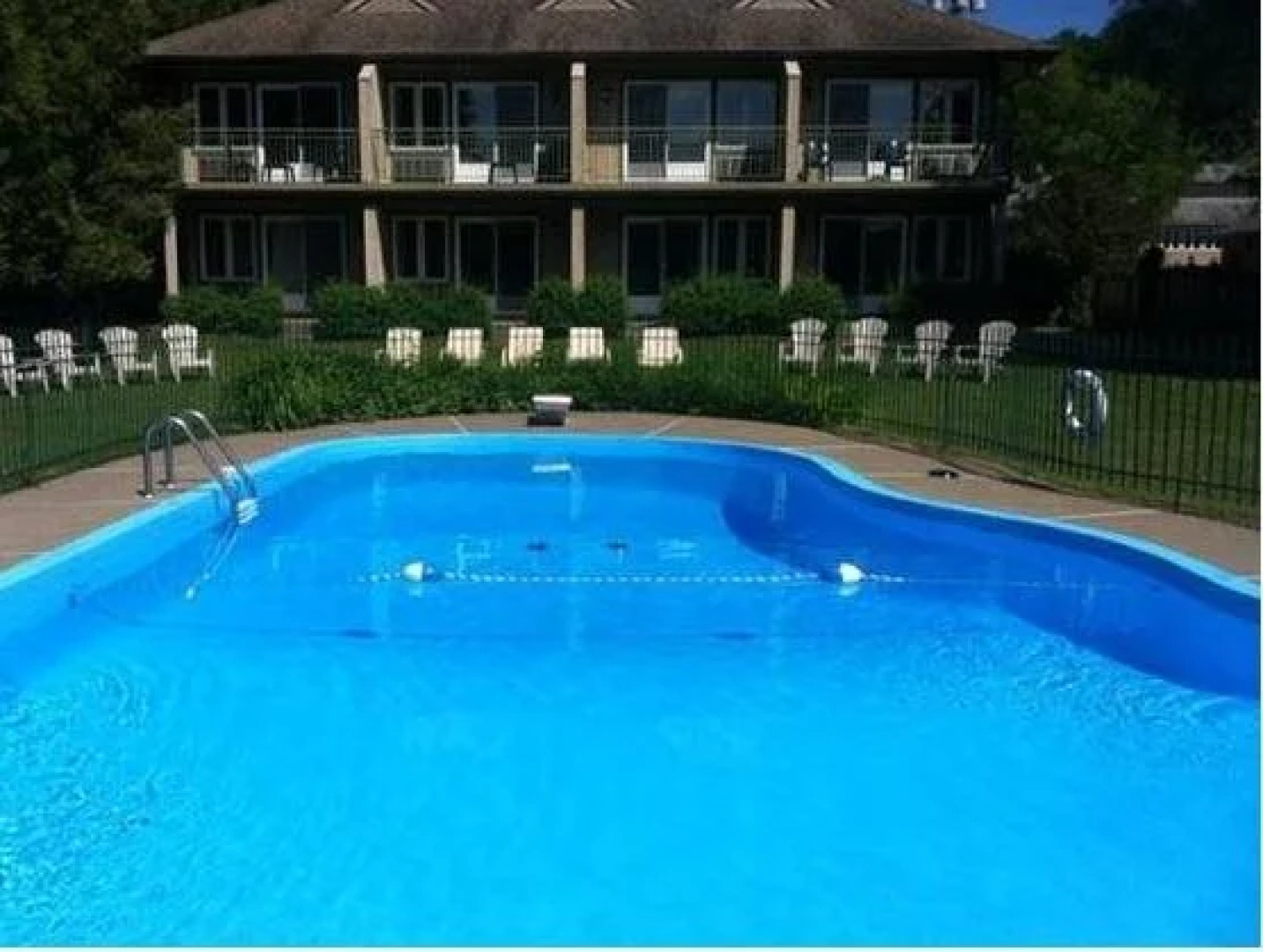 Auberge La Porte Rouge