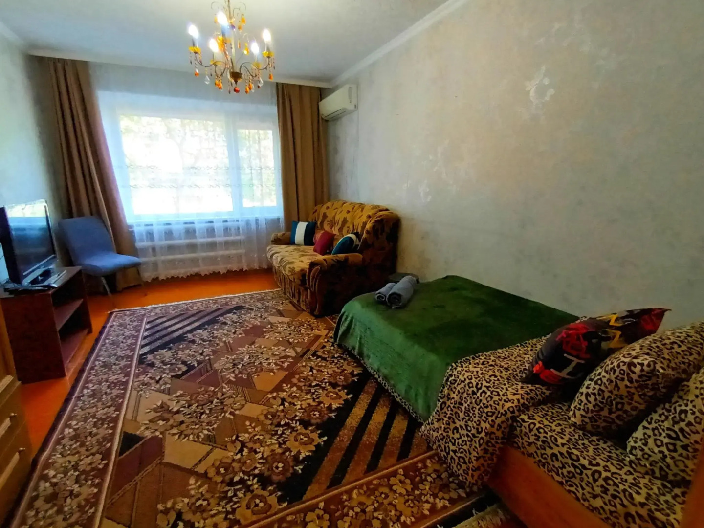 Апартаменты в 1-м микрорайоне 28