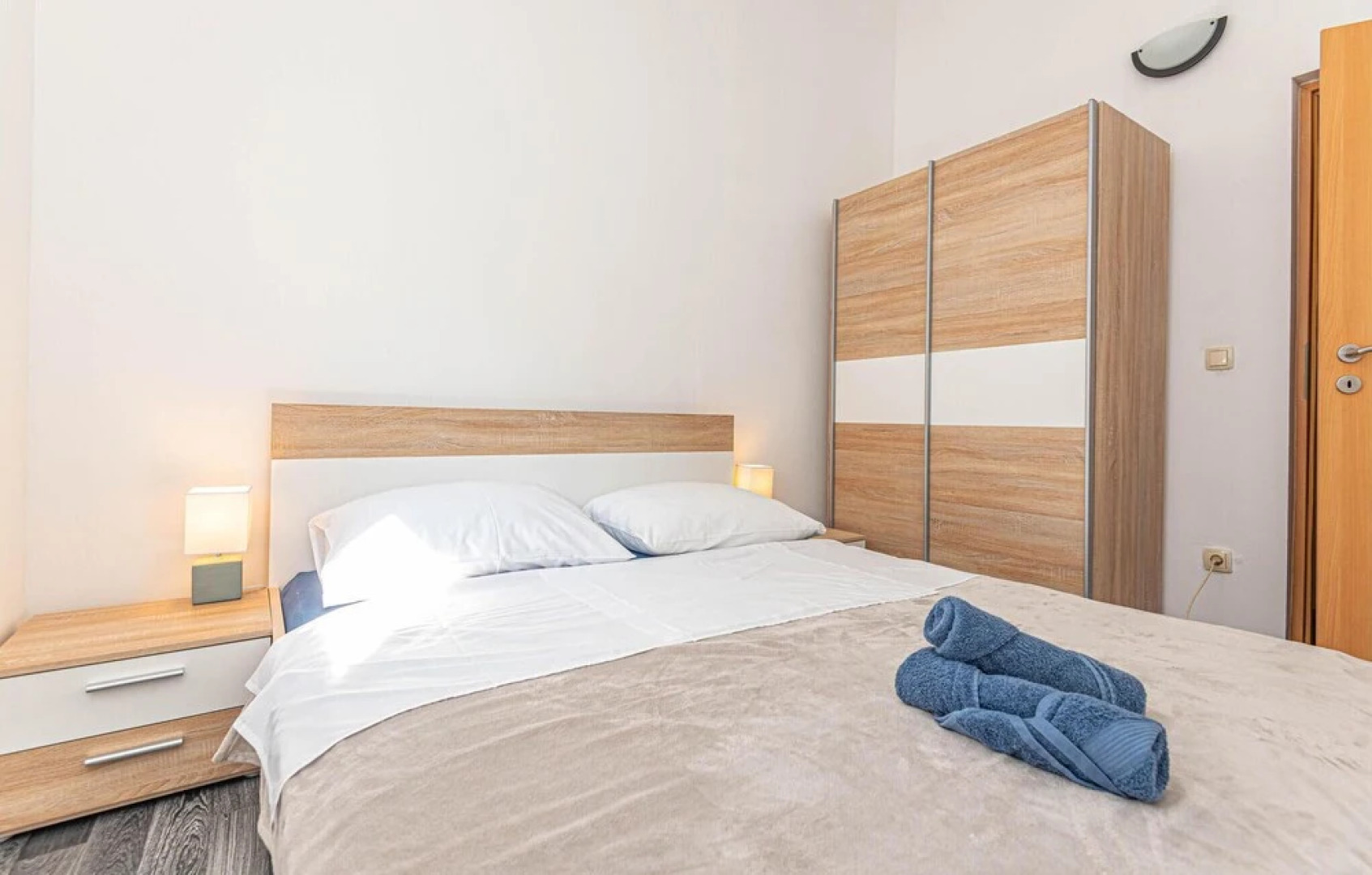 Amazing Home in Grebastica With Wifi and 4 Bedrooms