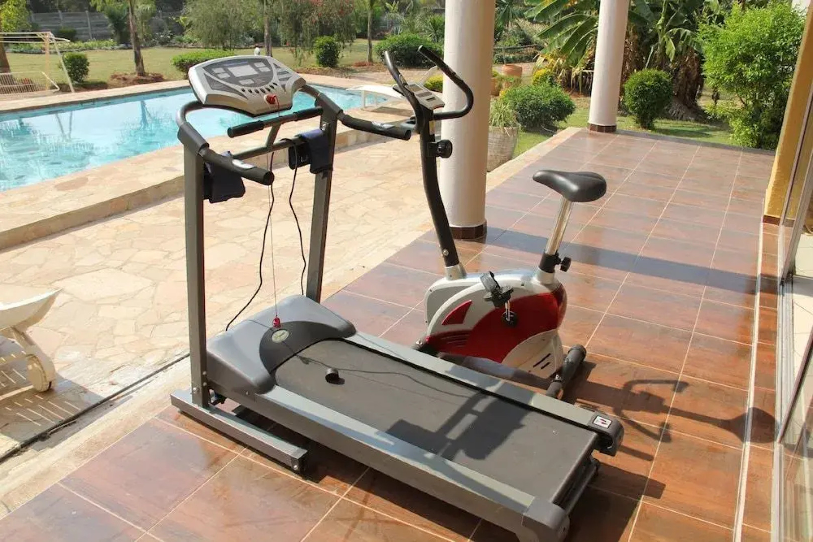 Borrowdale Ground Floor with Poolview