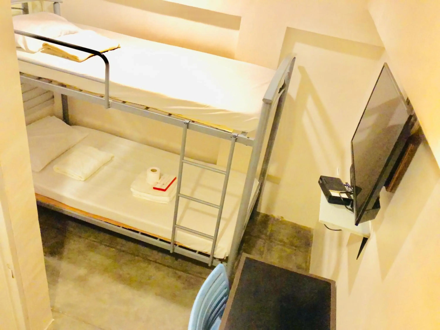Hometown Hotel Bacolod - Lacson