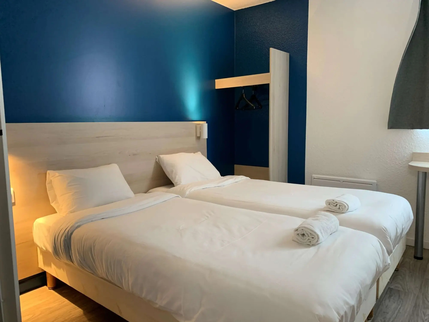 Kyriad Direct Dreux