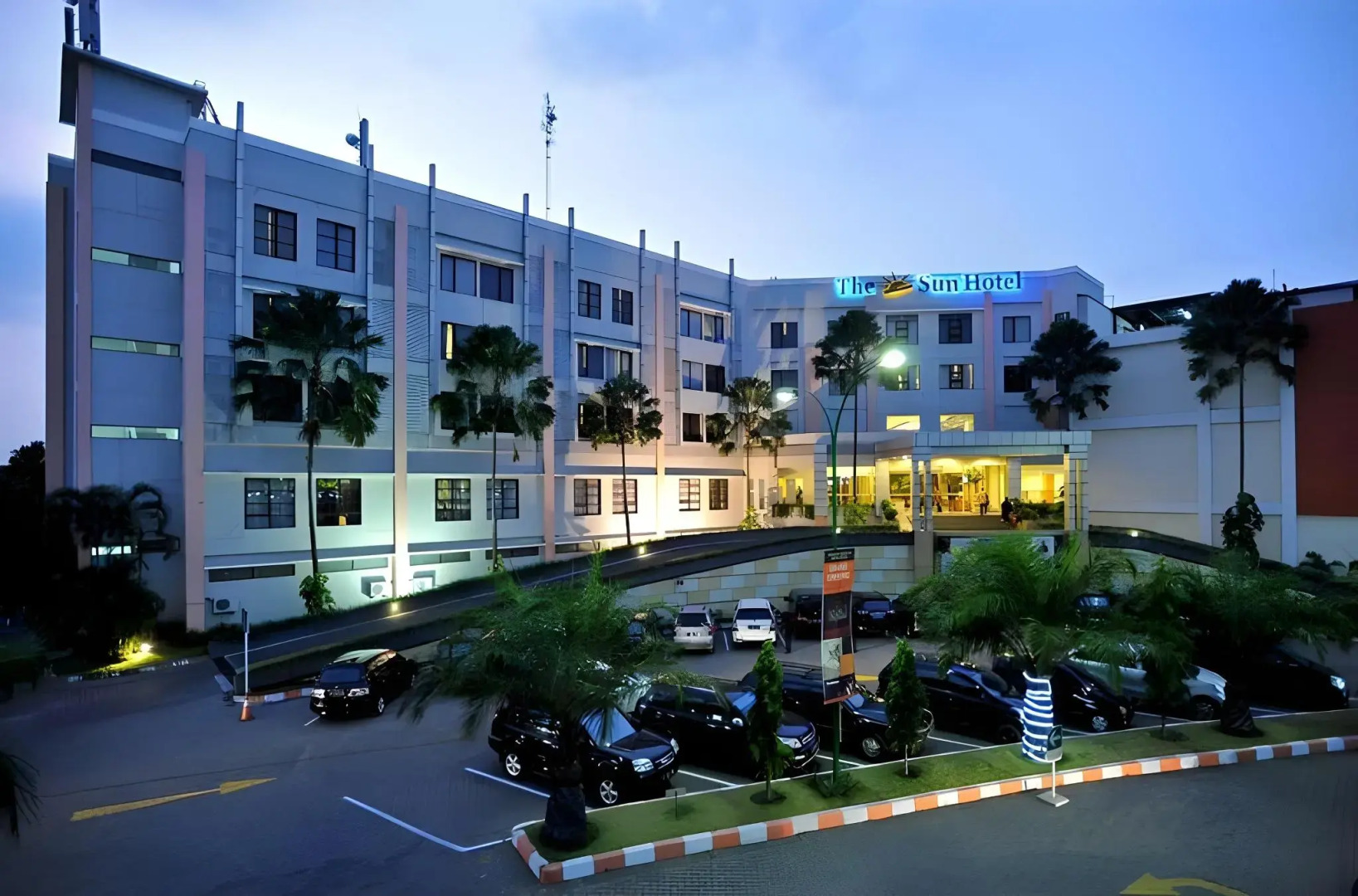 The Sun Hotel Sidoarjo