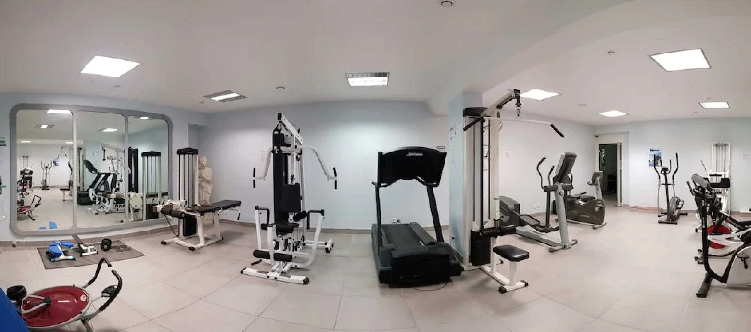 St. Estève Appart Hotel