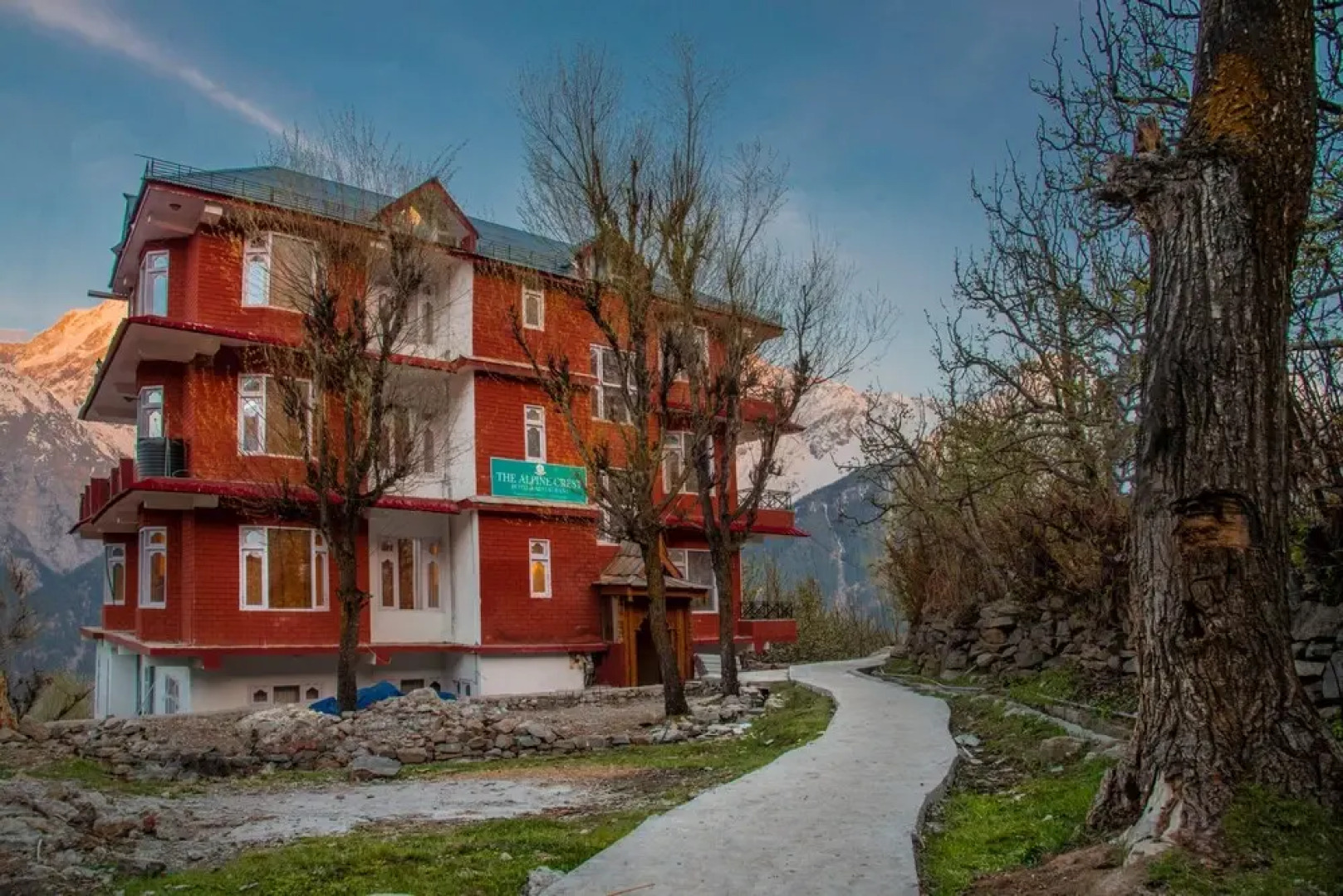 Echor - The Alpine Crest