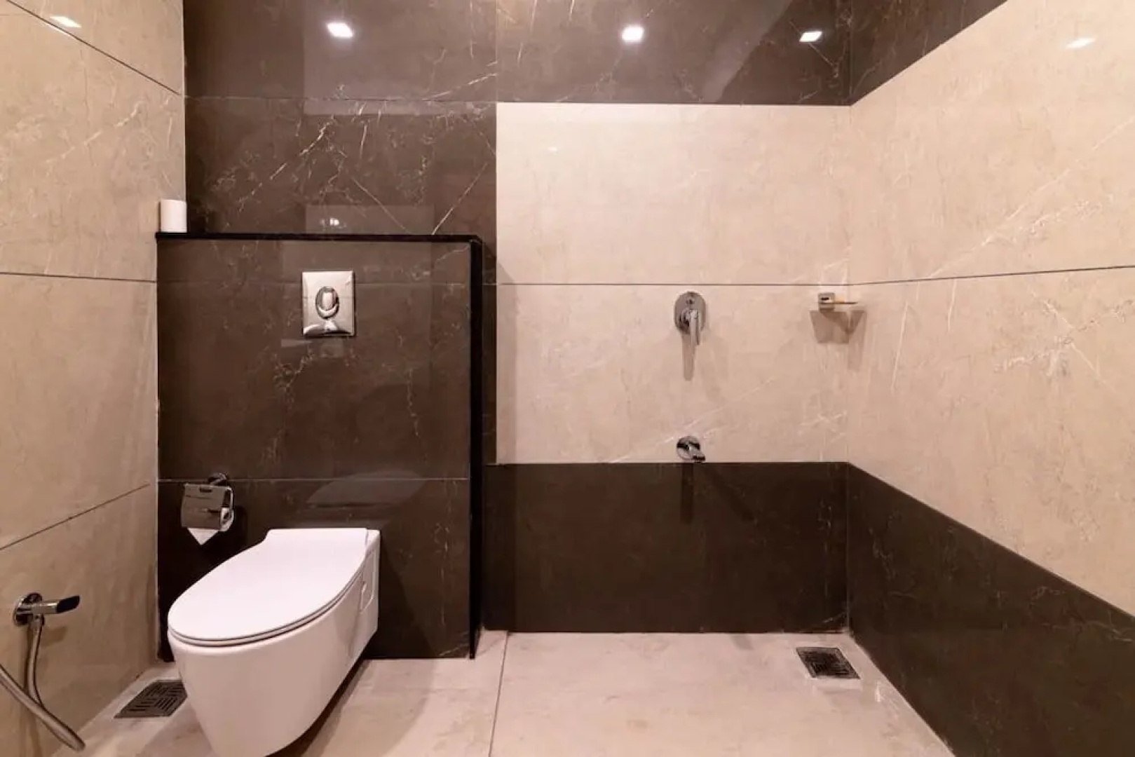 Savitri Resorts