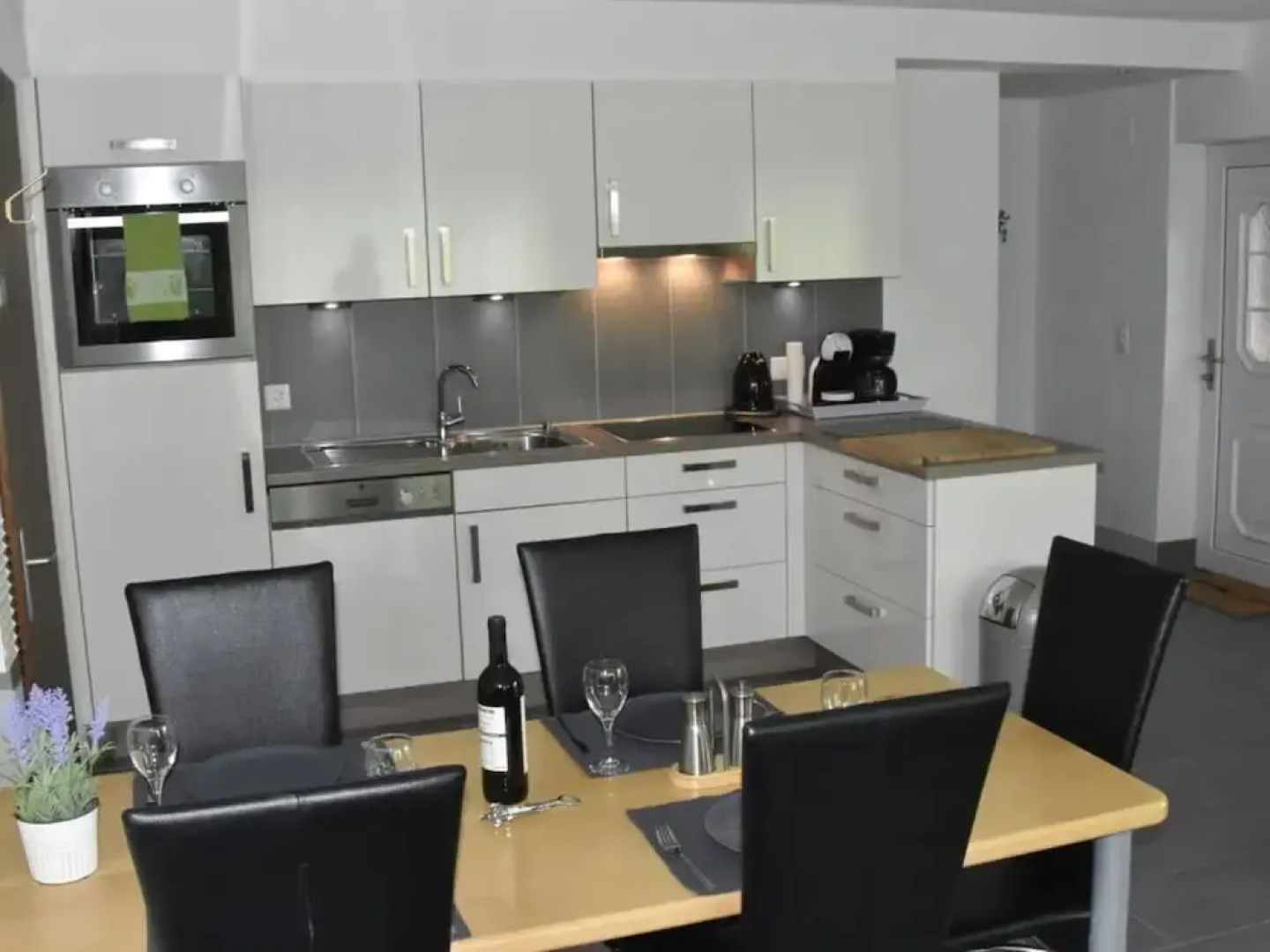 Apartment Chalet Beatrice Share