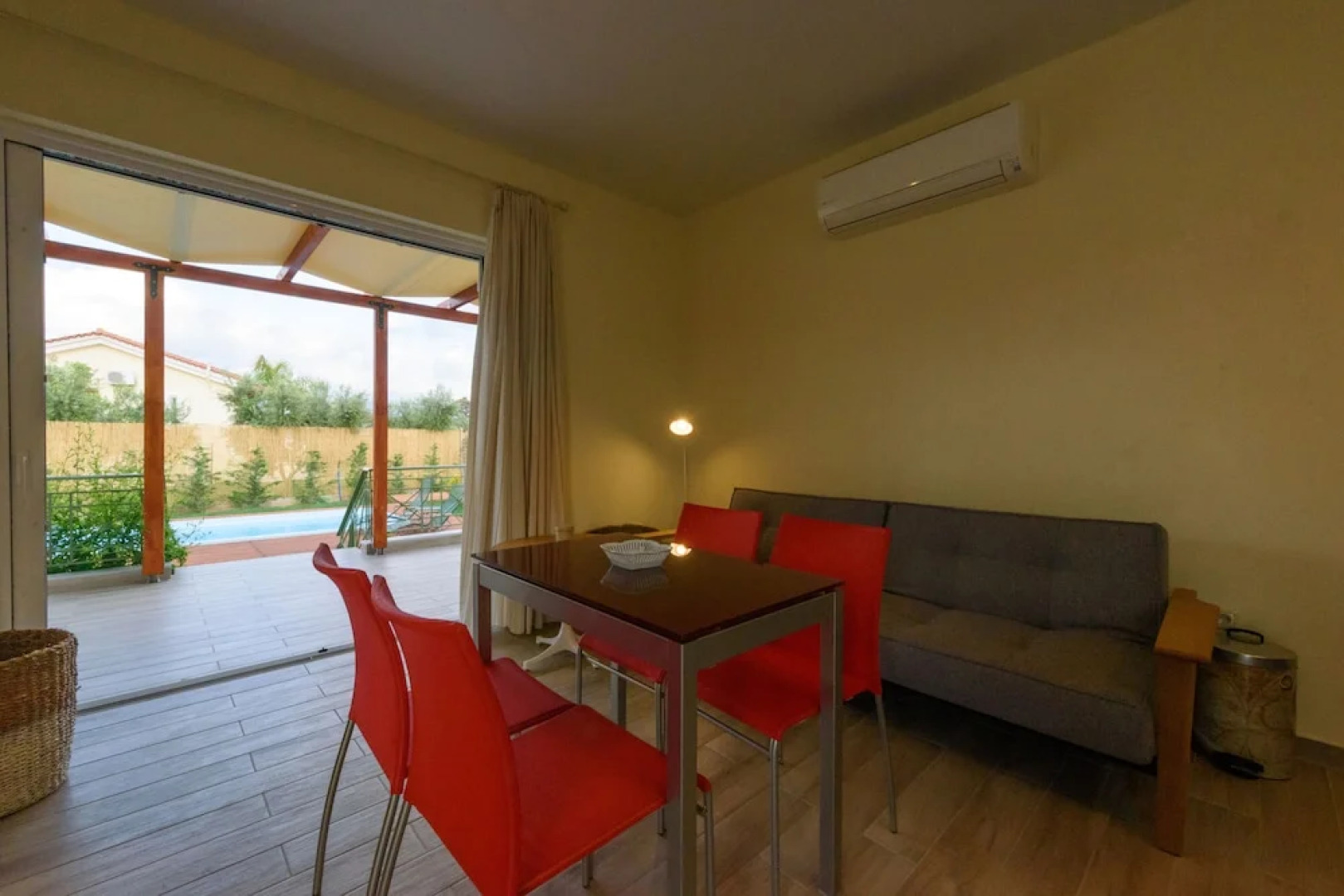 Dimitra Villa With Pool