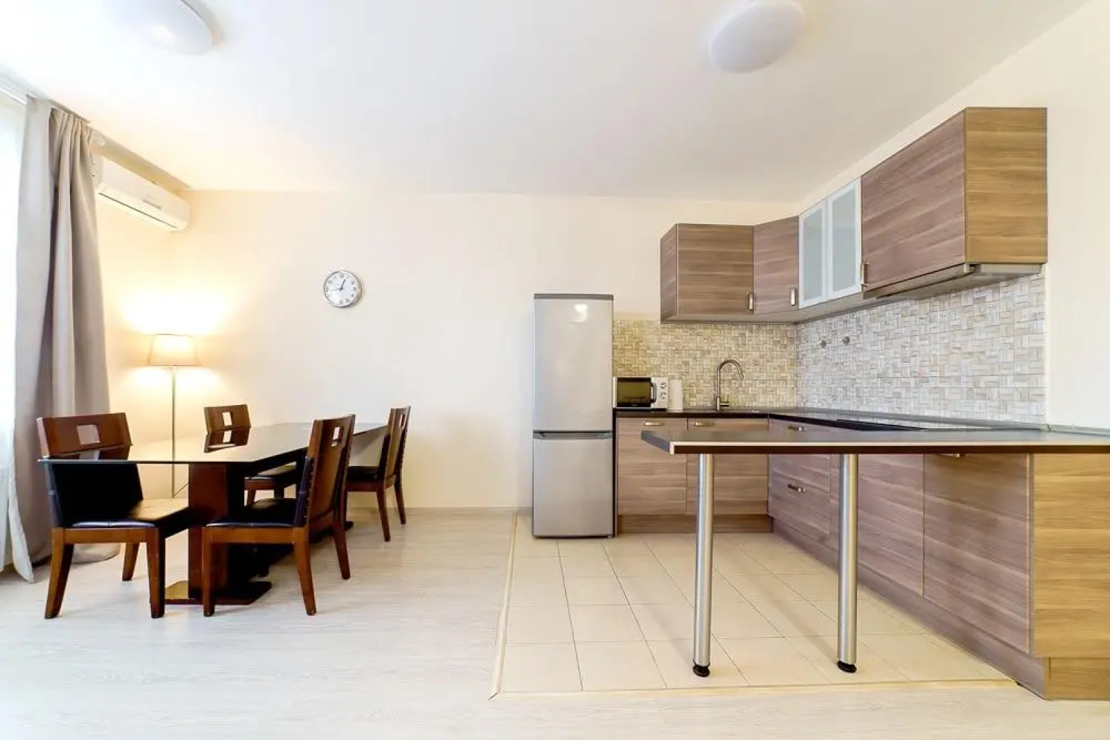 Сутки-Дом на улице Республиканская