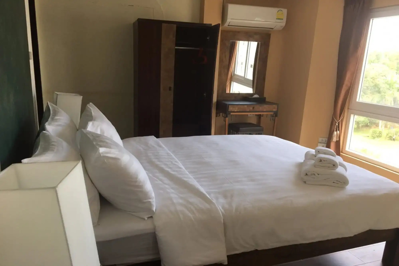Arcadia Maephim Serviced Apartment