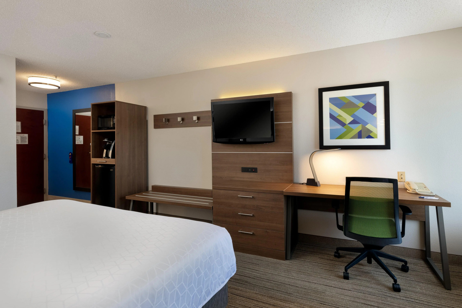 Holiday Inn Express & Suites Milton East I-10 by IHG