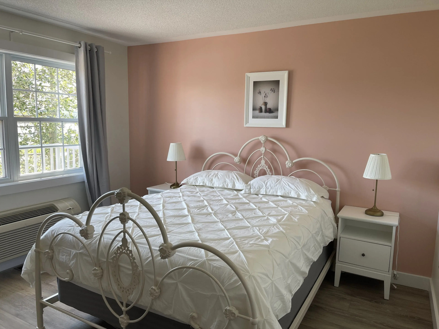 Gateway to Greenwich Suites