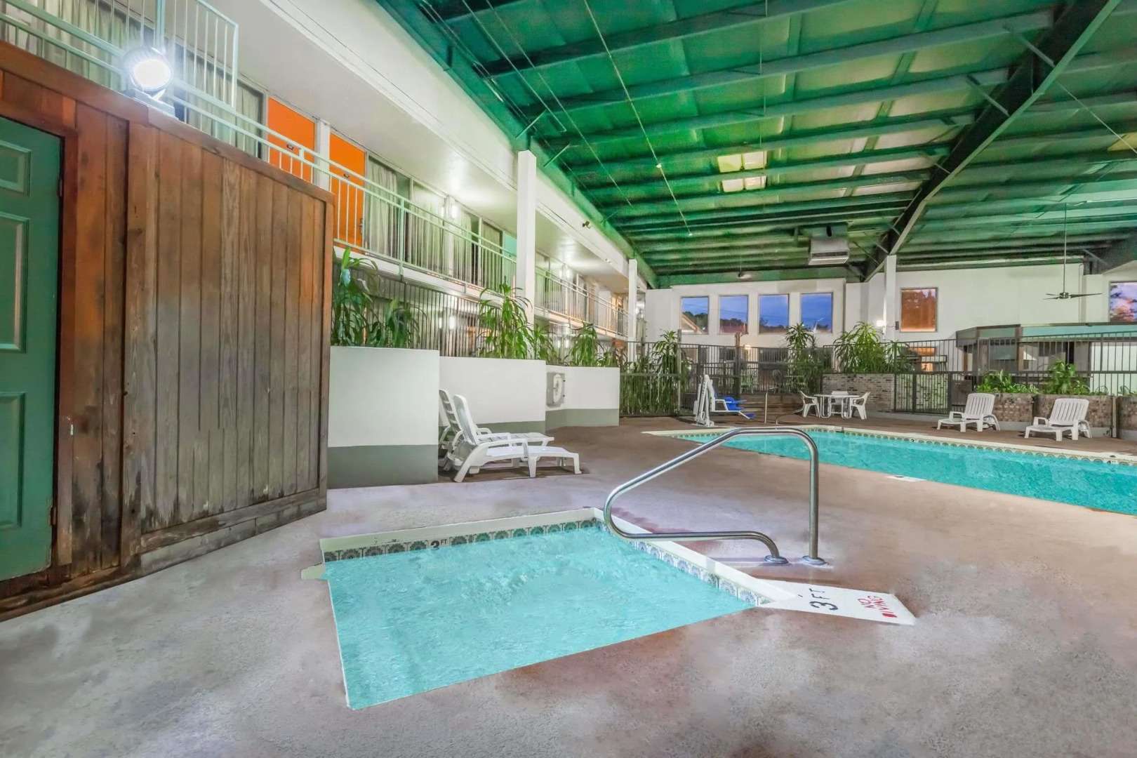 Howard Johnson by Wyndham Conway