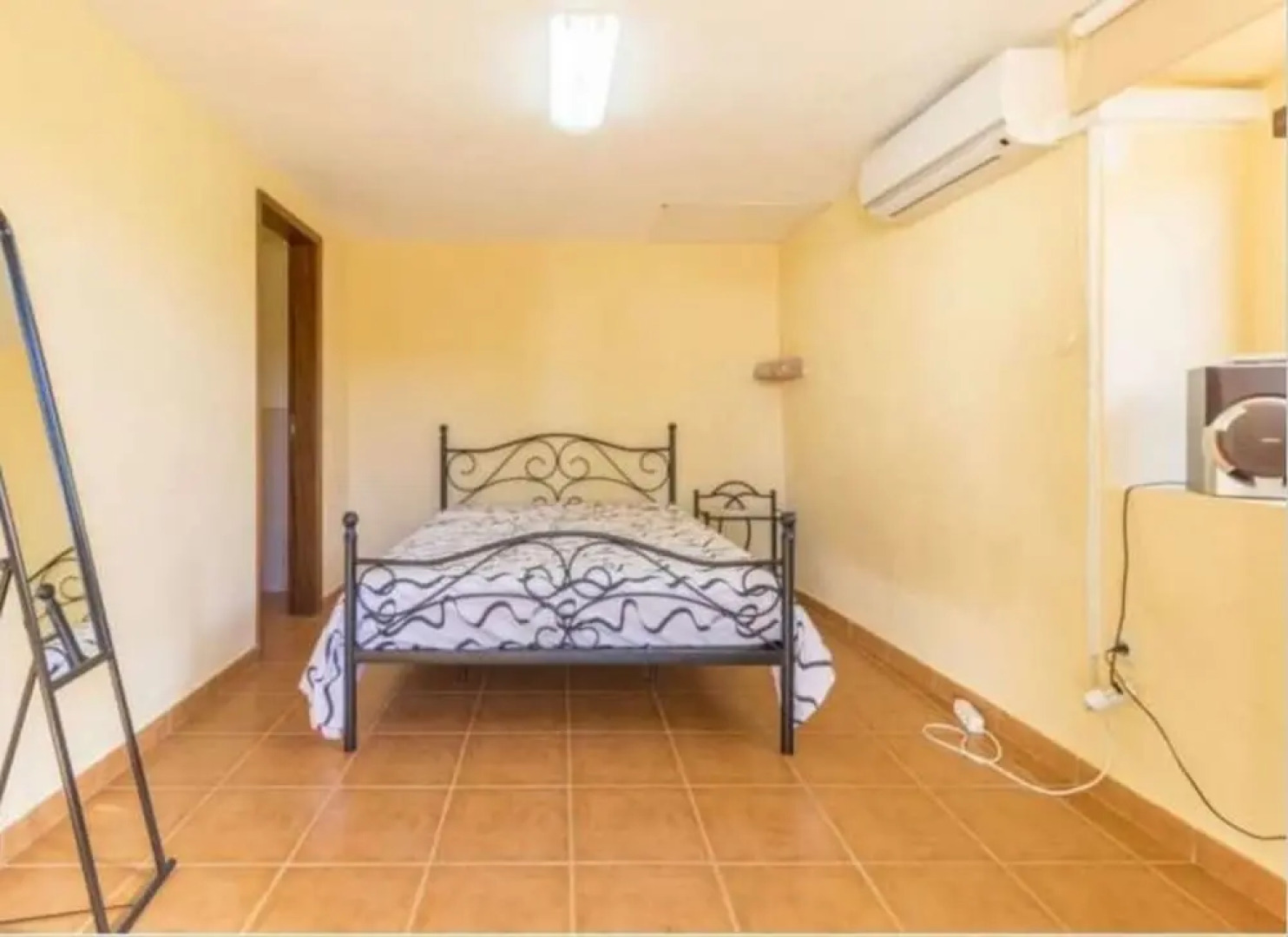 Villa - 6 Bedrooms with Pool and WiFi - 103920