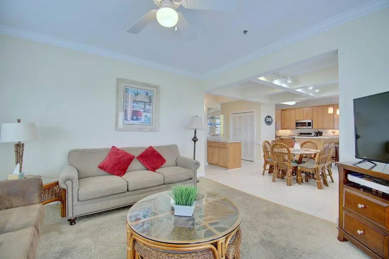 Oceanview 4BR/4BA Condo, Steps to Beach/Pool