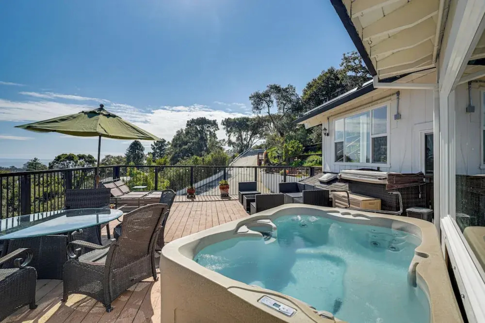 Aptos Home w/ Decks & Hot Tub - 2 Mi to Beach!