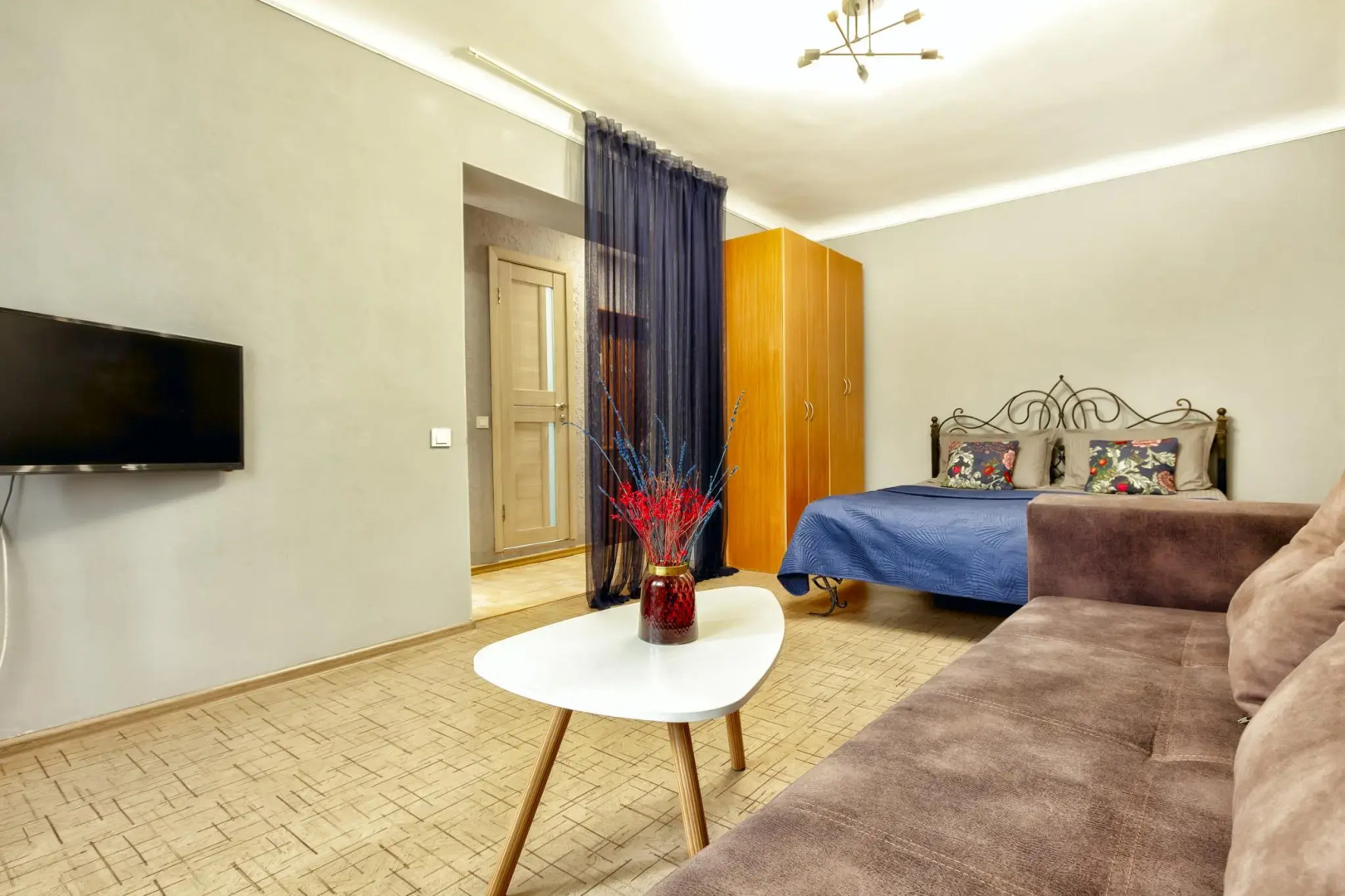 Лайтхаус на улице Кунаева 83А