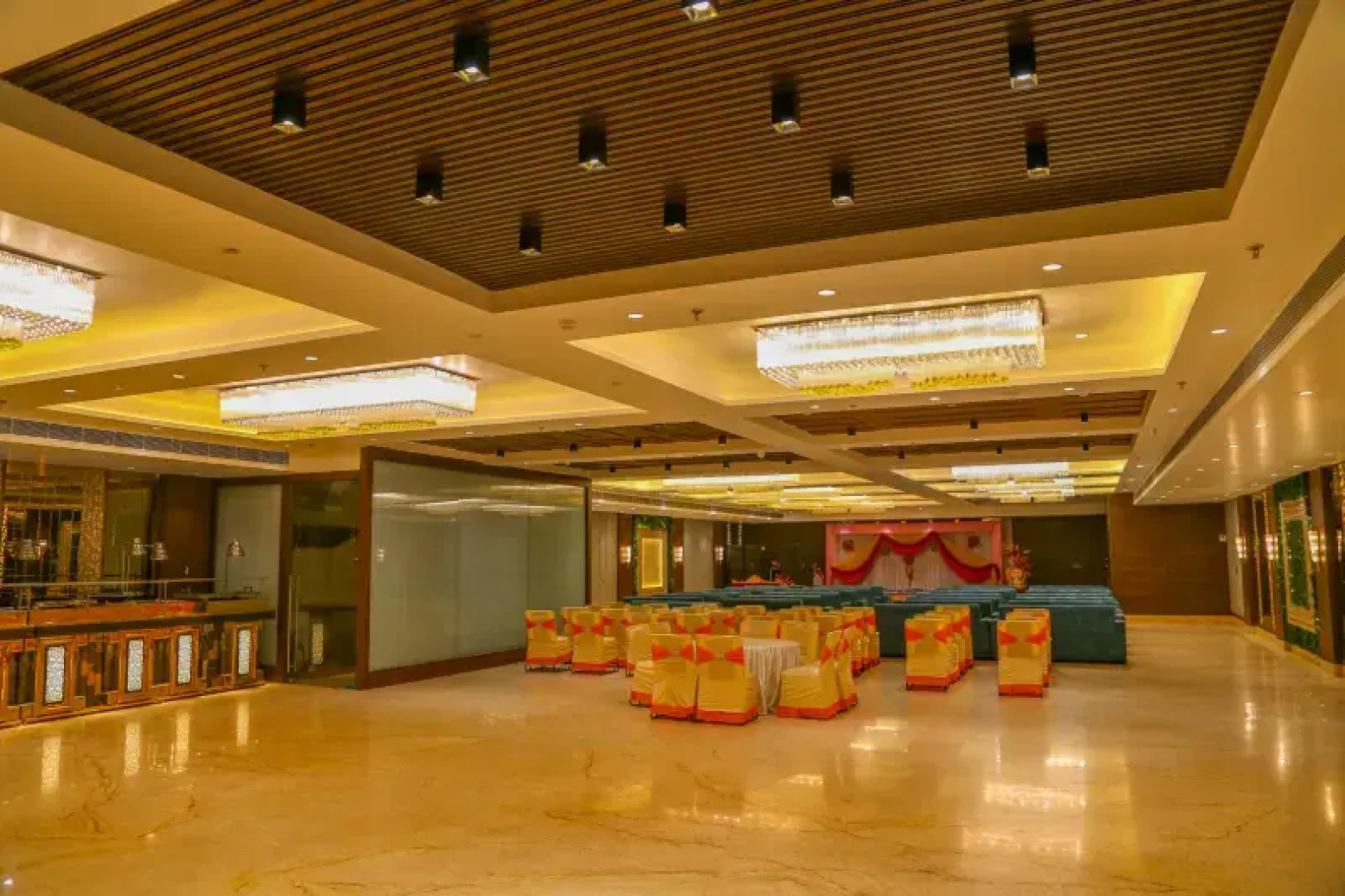 Four Leaf Hotel, Kasganj