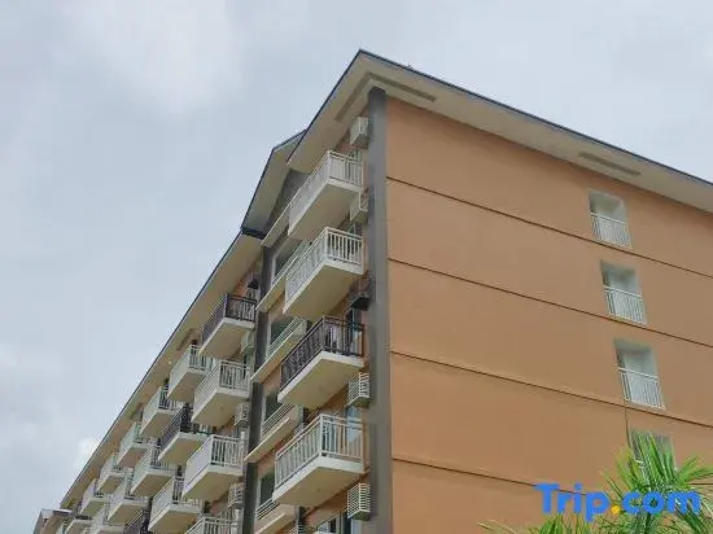 David & Jens 's Suite in Camella Manors Verdant