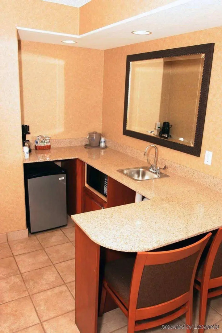Hampton Inn & Suites Temecula