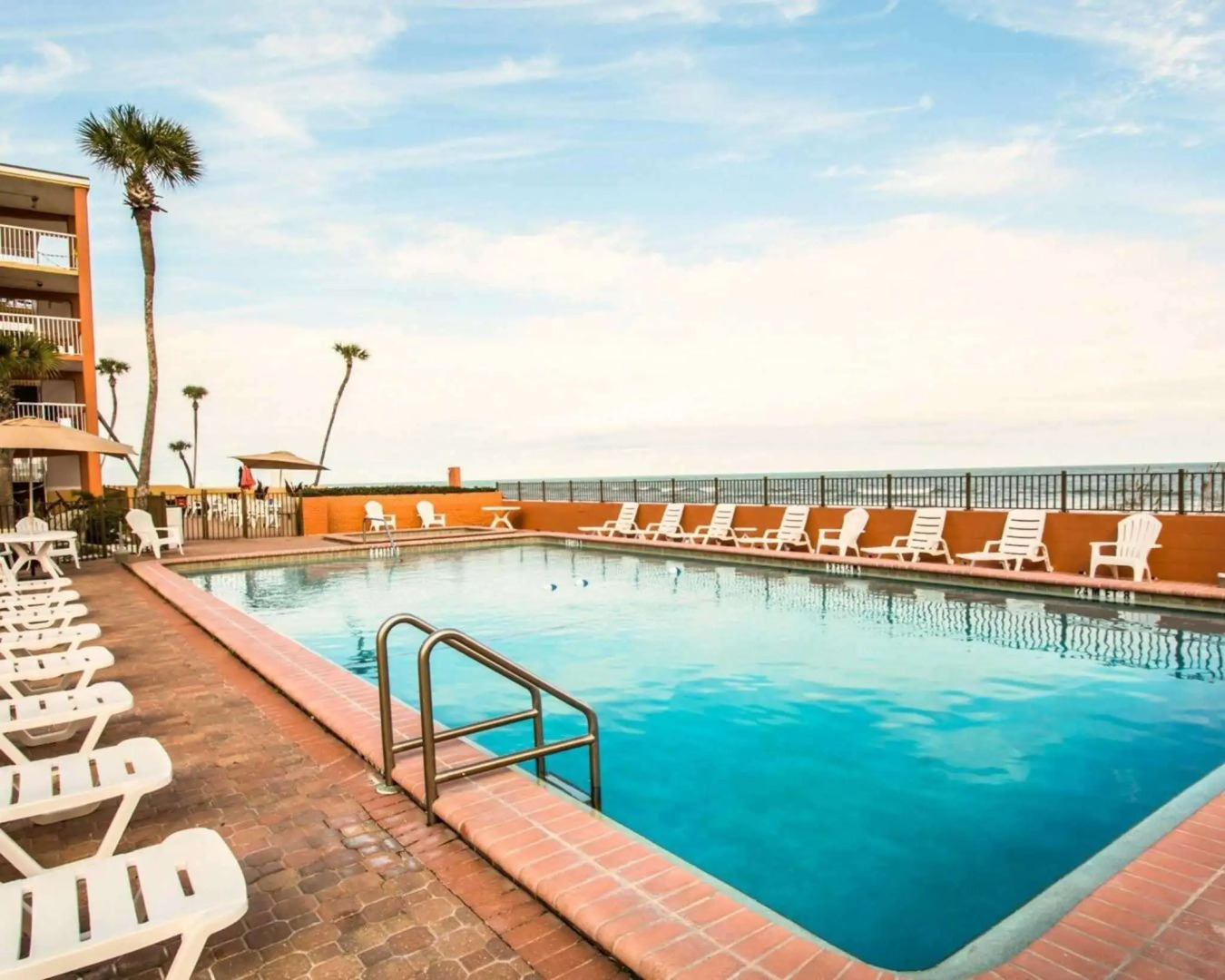 Comfort Inn & Suites Ormond Beach Oceanfront