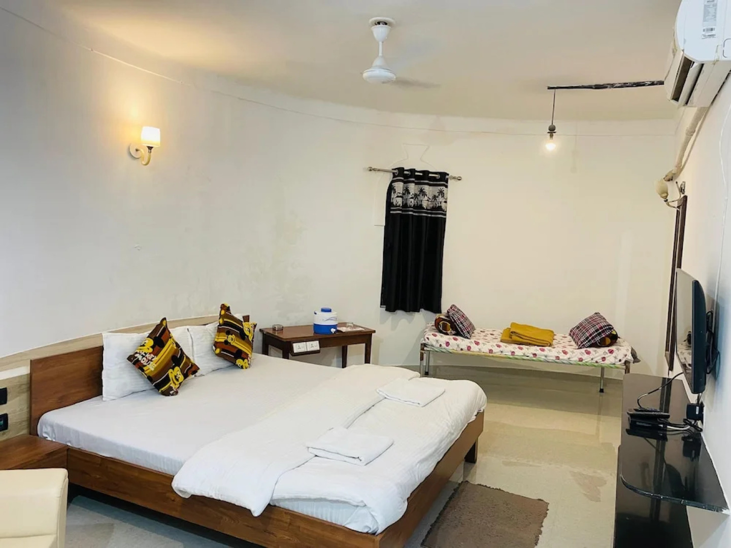 Hotel Shyam Farm House and Resort