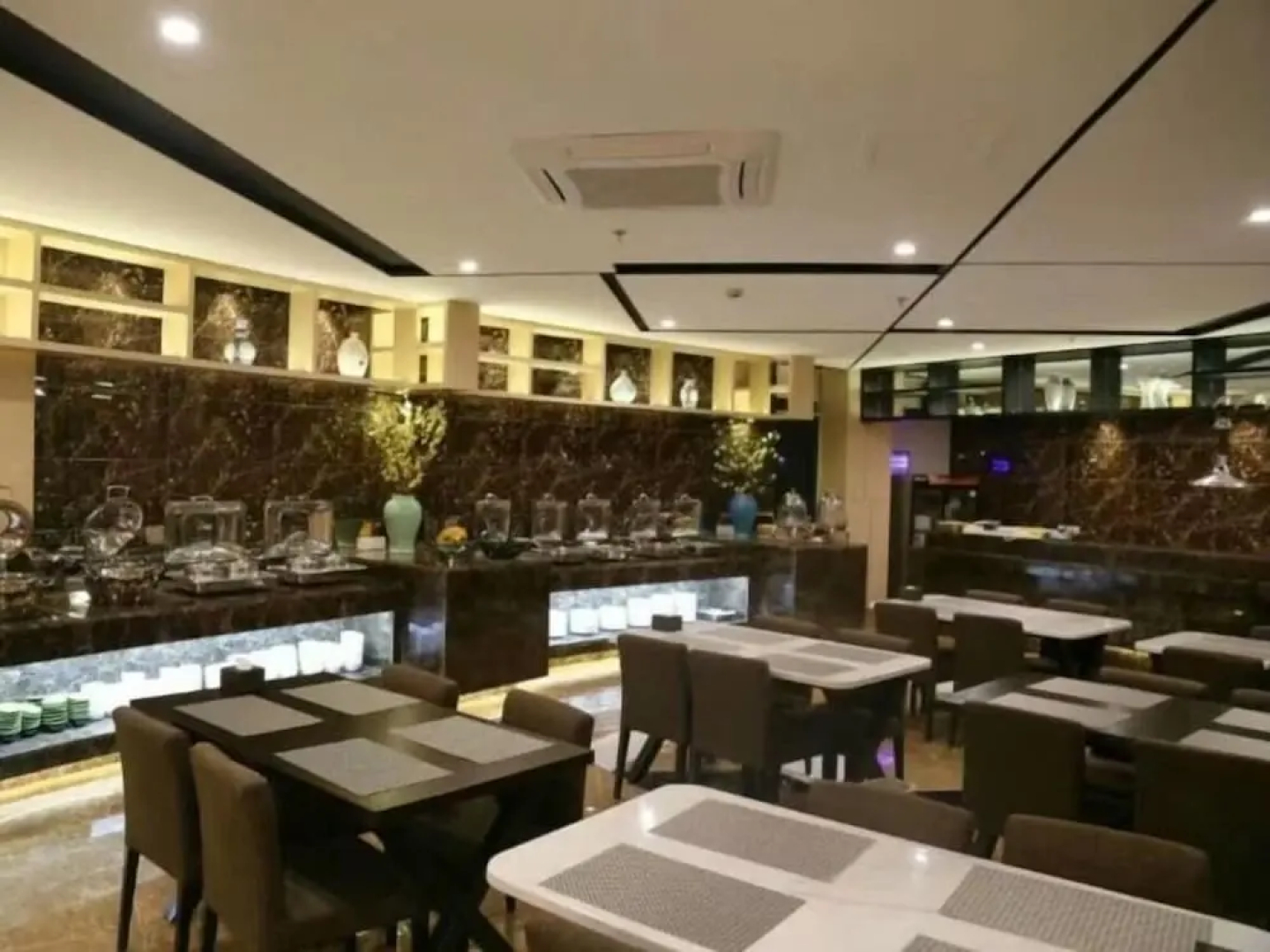 GreenTree Inn Yangzhou Gaoyou Municipal Government Business Hotel