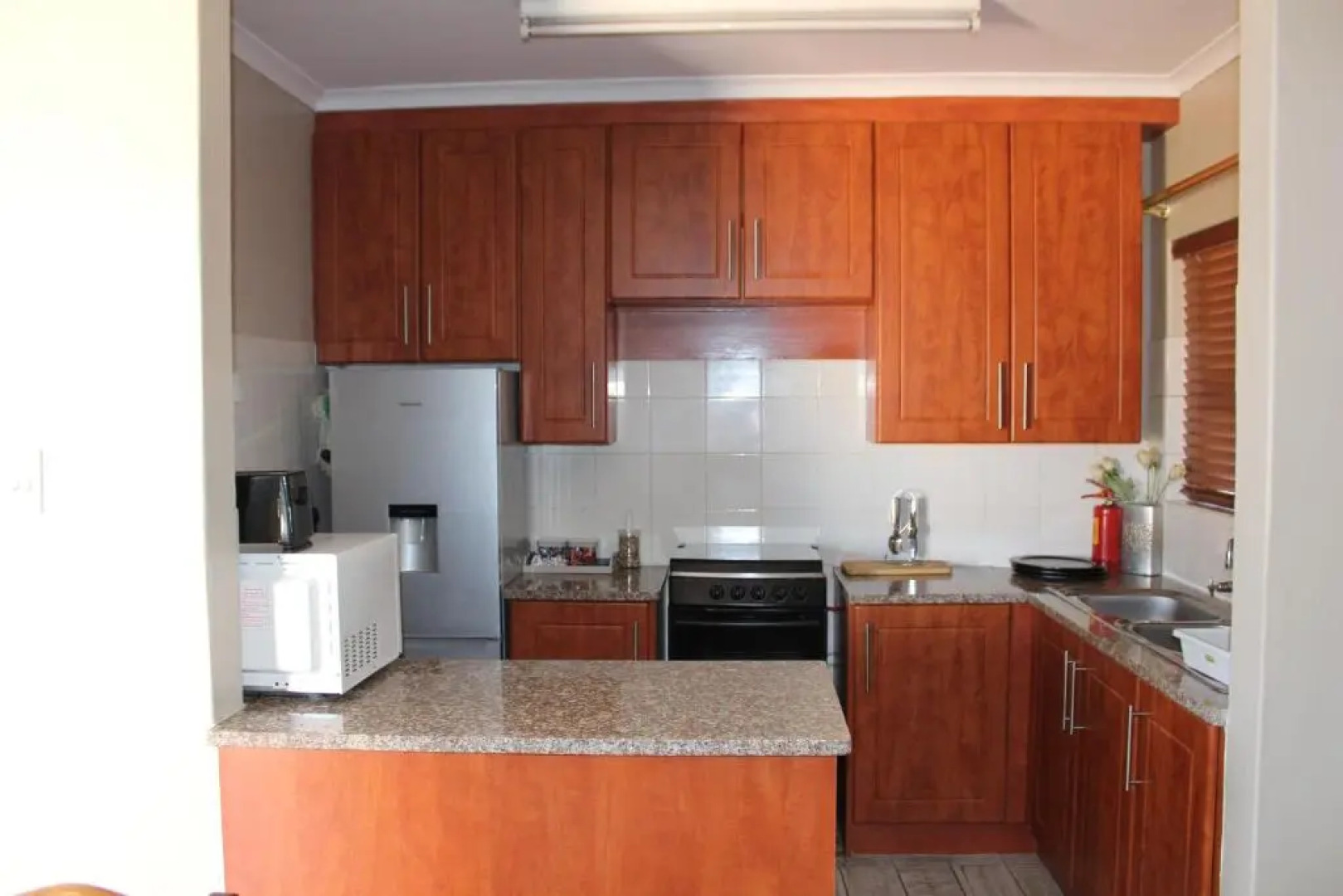 Bluewater Beachfront Guesthouse