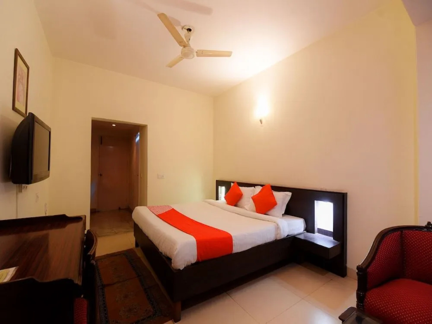 OYO 17097 Kenwood Resort