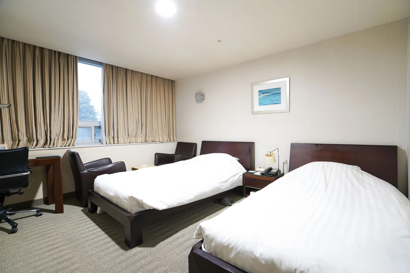 Gumi Century Hotel