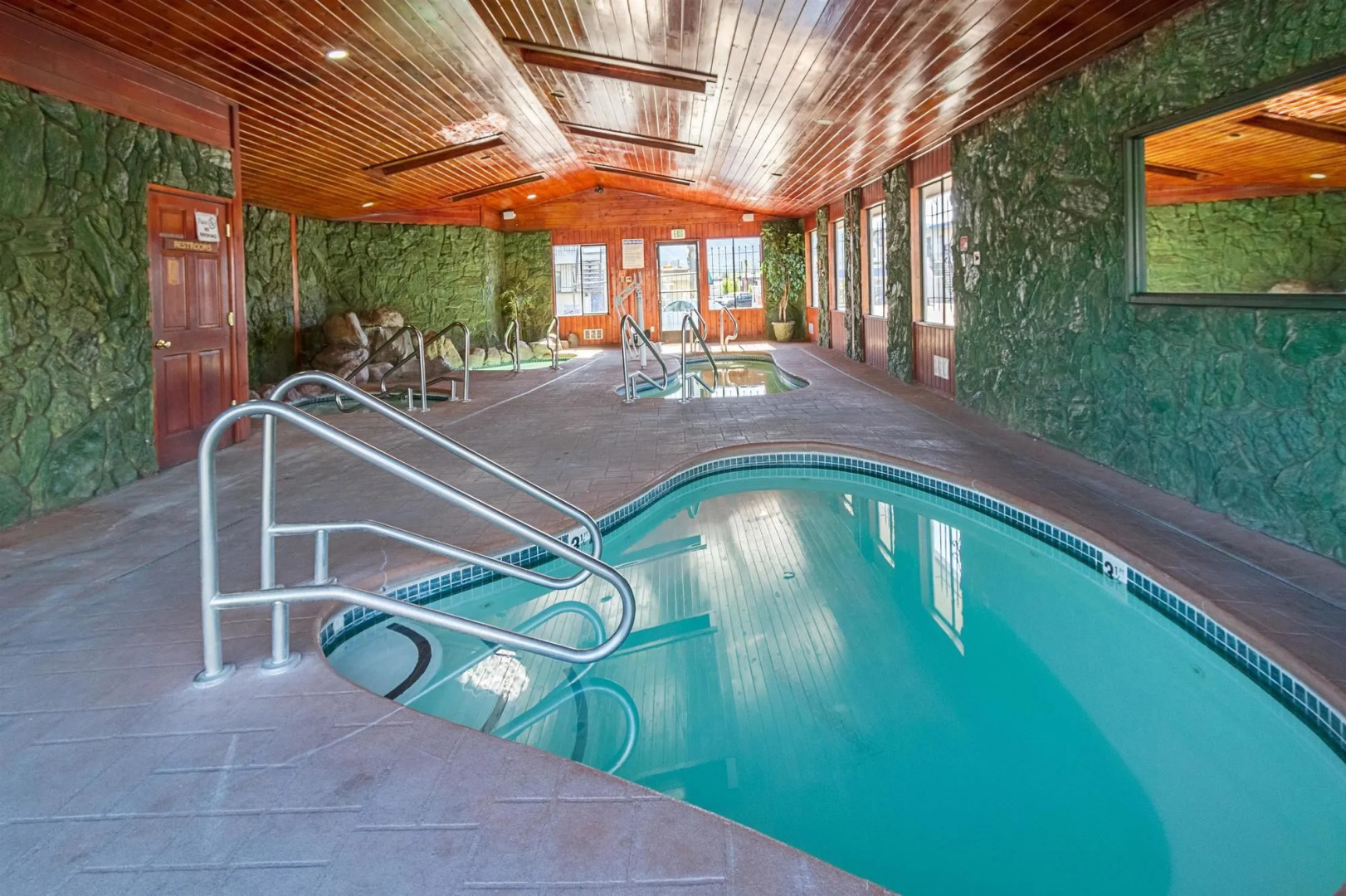 Motel 6 Ukiah, CA - North