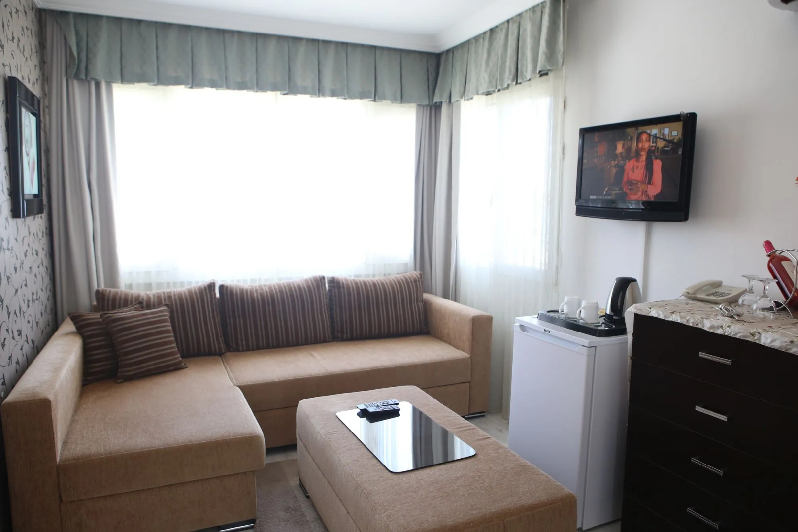 7. Art Feslegen Hotel