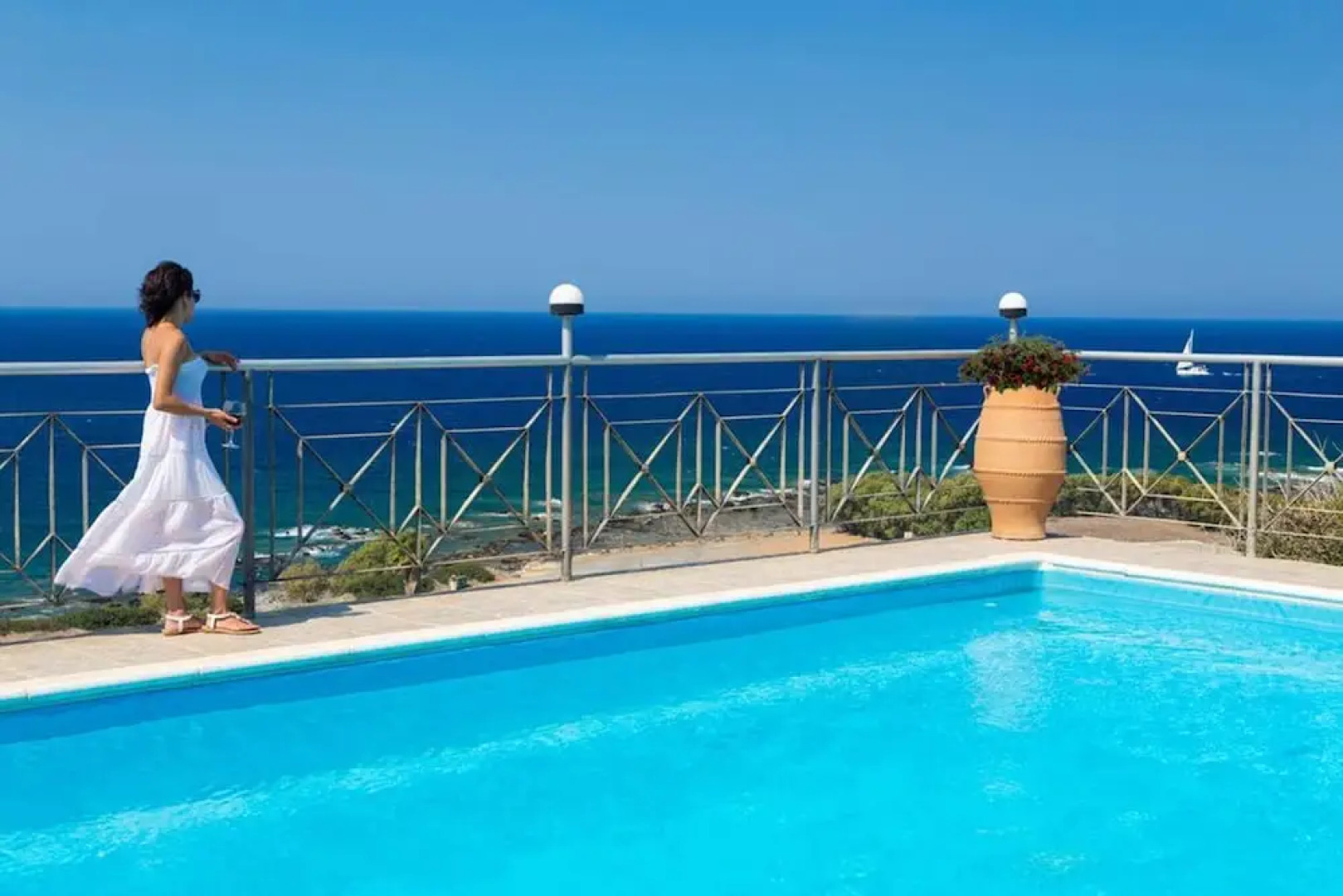 Luxury Villa Elafonisi Overlooking the sea 300 Meters Away With a Private Pool