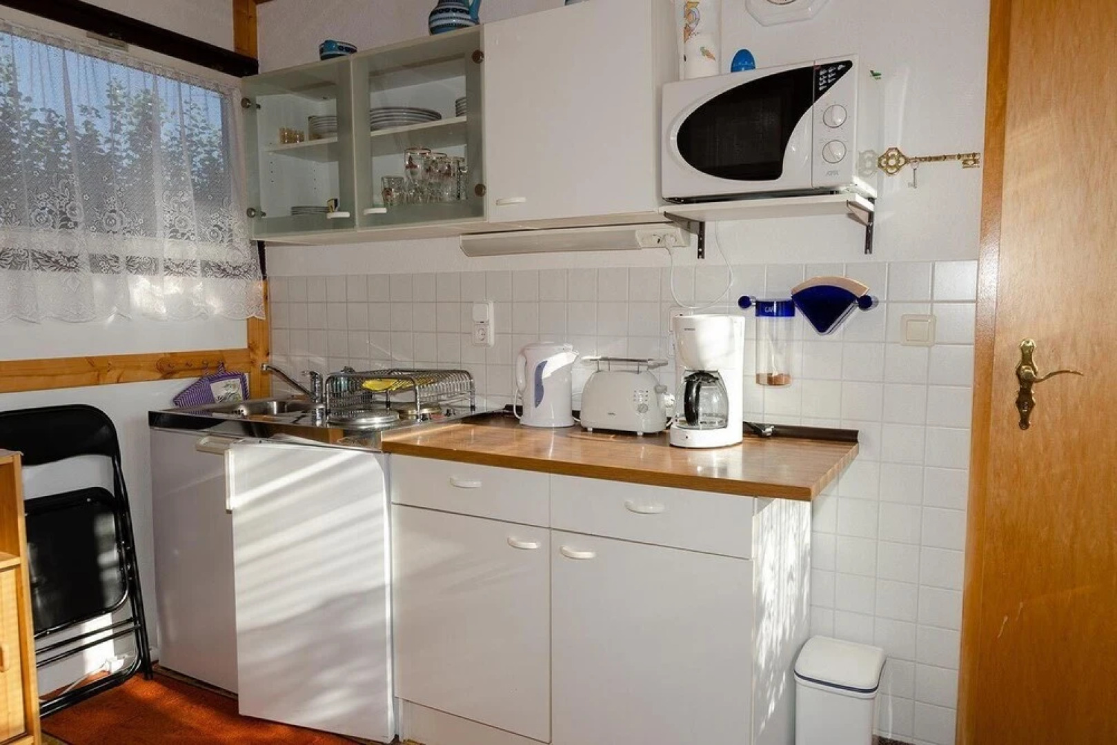 Schöner, im Grünen Gelegener Bungalow in Zirkow für 2-3 Personen