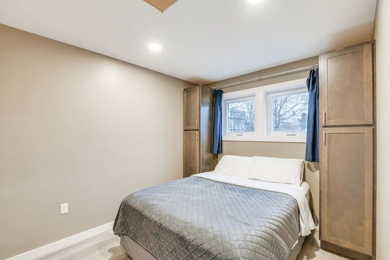 Newly Renovated Maine Retreat: Deck w/ Ocean View!