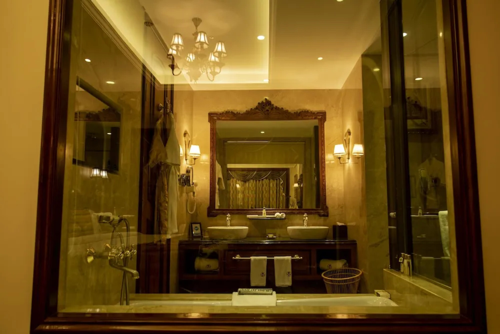 Hotel Express Inn