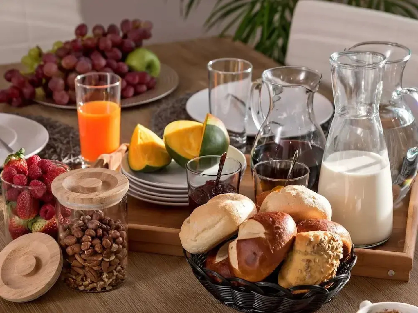 Luxury Villa Lelu With Heated Saltwater Pool, Parking, High Speed Internet, Bbq, el. car Charge T2